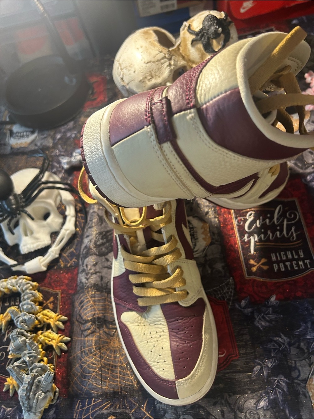 Nike Men’s Athletic Shoes in Maroon, Cream & Gold